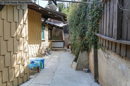 Enlarge photo 47