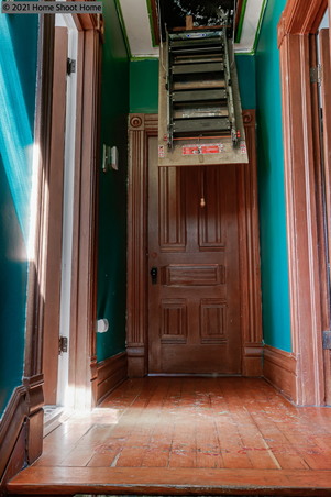Enlarge photo 25