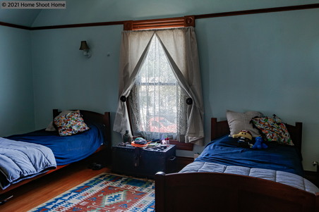 Enlarge photo 35