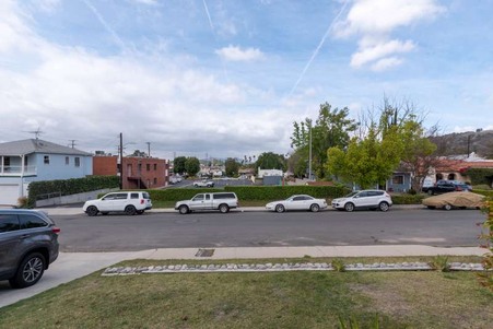 Enlarge photo 5