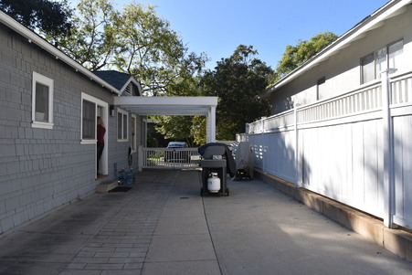 Enlarge photo 49