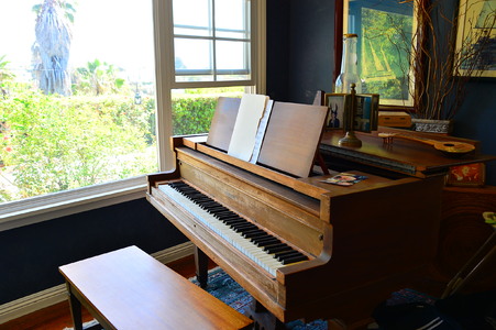 Enlarge photo 38