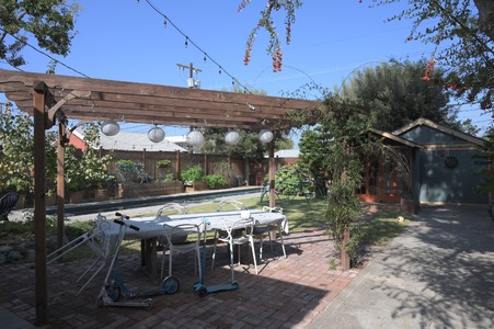 Enlarge photo 23