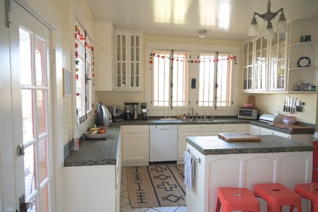 Enlarge photo 63