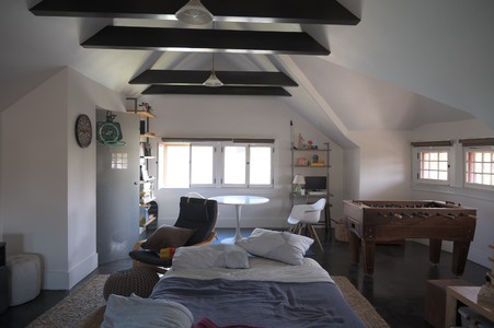 Enlarge photo 82