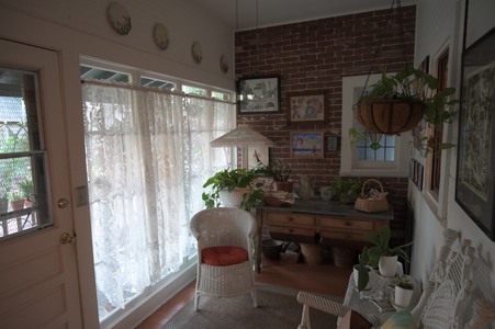 Enlarge photo 62