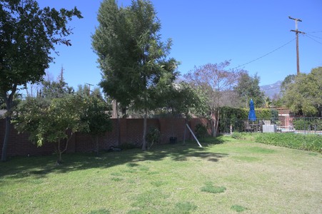 Enlarge photo 18