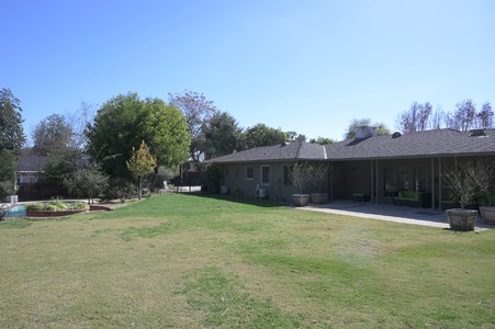 Damon_Home