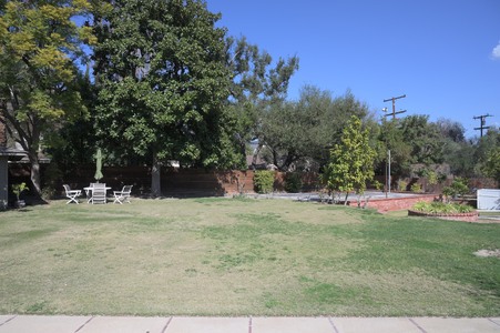 Enlarge photo 18