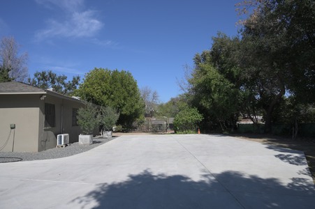Enlarge photo 47