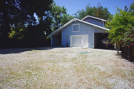 Enlarge photo 78
