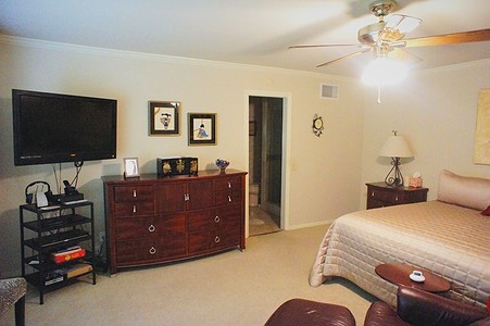 Enlarge photo 28