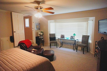 Enlarge photo 33