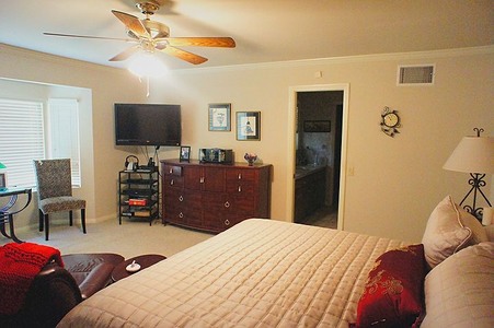 Enlarge photo 35