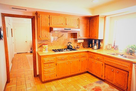 Enlarge photo 38