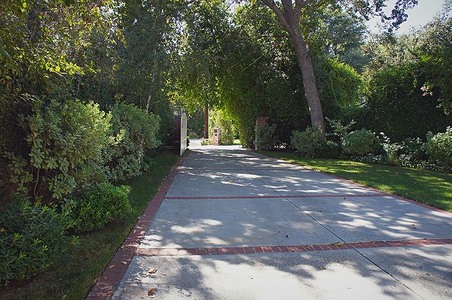 Enlarge photo 97