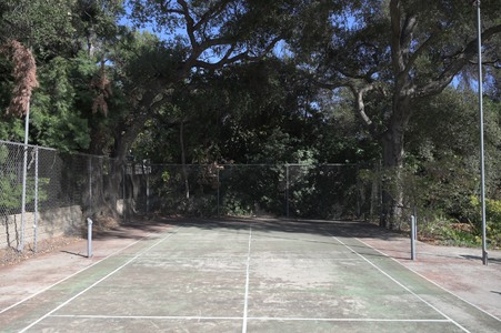 Enlarge photo 24