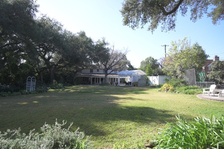 Enlarge photo 30