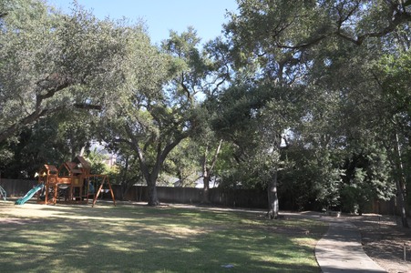 Enlarge photo 27