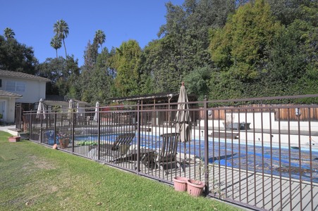 Enlarge photo 44
