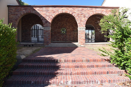 Enlarge photo 40