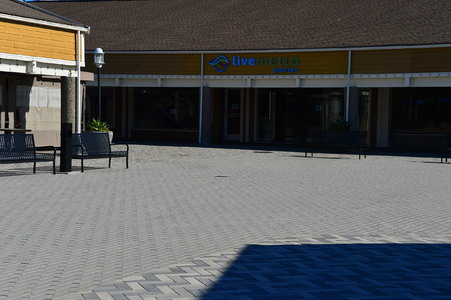 Enlarge photo 16
