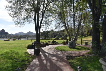 Enlarge photo 2