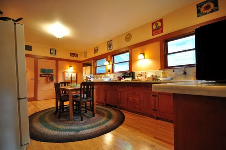 Enlarge photo 27