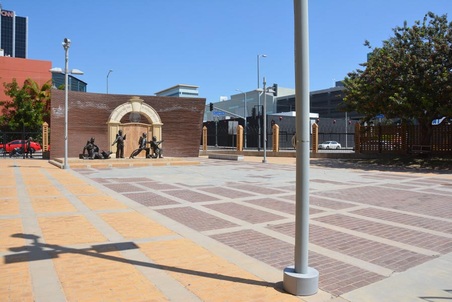 Enlarge photo 16