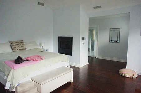 Enlarge photo 80