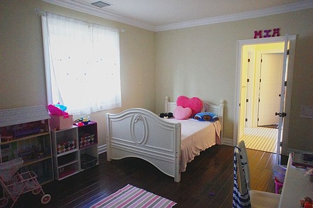 Enlarge photo 92