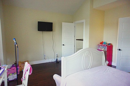 Enlarge photo 99