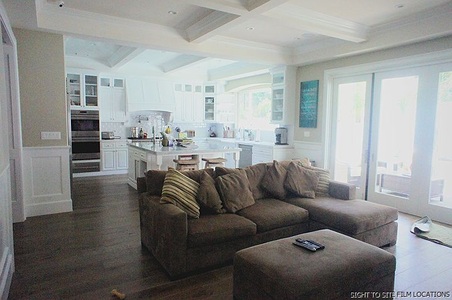 Enlarge photo 24