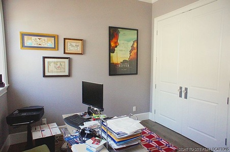 Enlarge photo 40