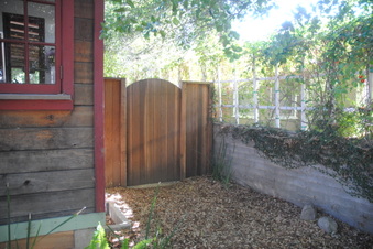 Enlarge photo 19
