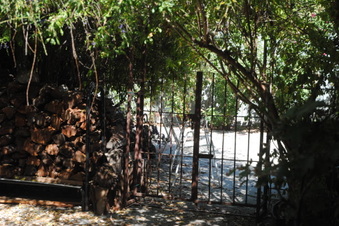 Enlarge photo 89