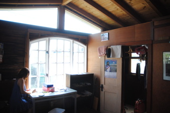 Enlarge photo 76