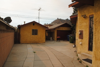 Enlarge photo 22