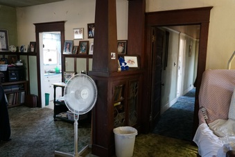 Enlarge photo 57