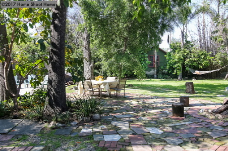 Enlarge photo 19
