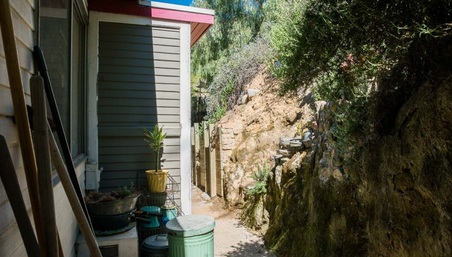 Enlarge photo 18