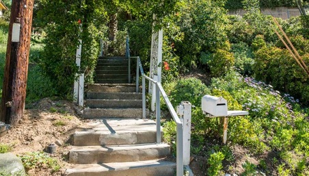 Enlarge photo 33