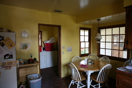 Enlarge photo 19