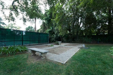 Enlarge photo 103