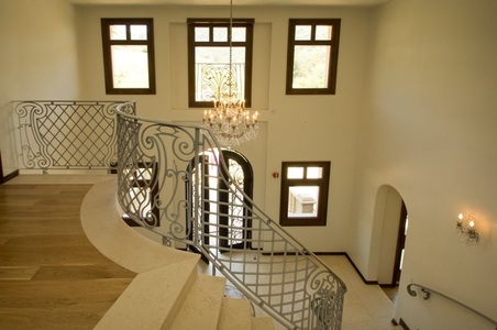 Enlarge photo 26