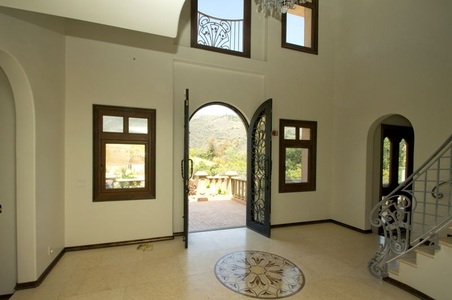 Enlarge photo 54