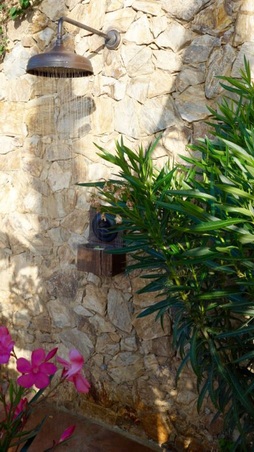 Enlarge photo 57