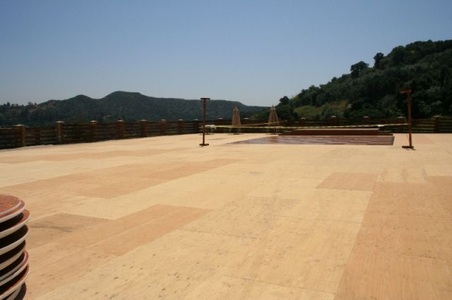 Enlarge photo 126