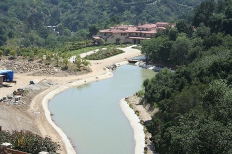 Enlarge photo 129