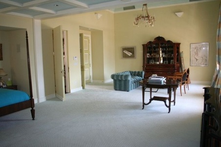 Enlarge photo 197